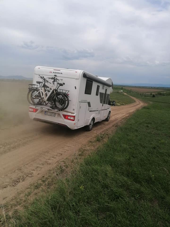 Kamper u Deliblatskoj peščari